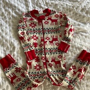 Hanna Andersson Dear Deer Christmas pajamas in size 3T. Like new condition.
